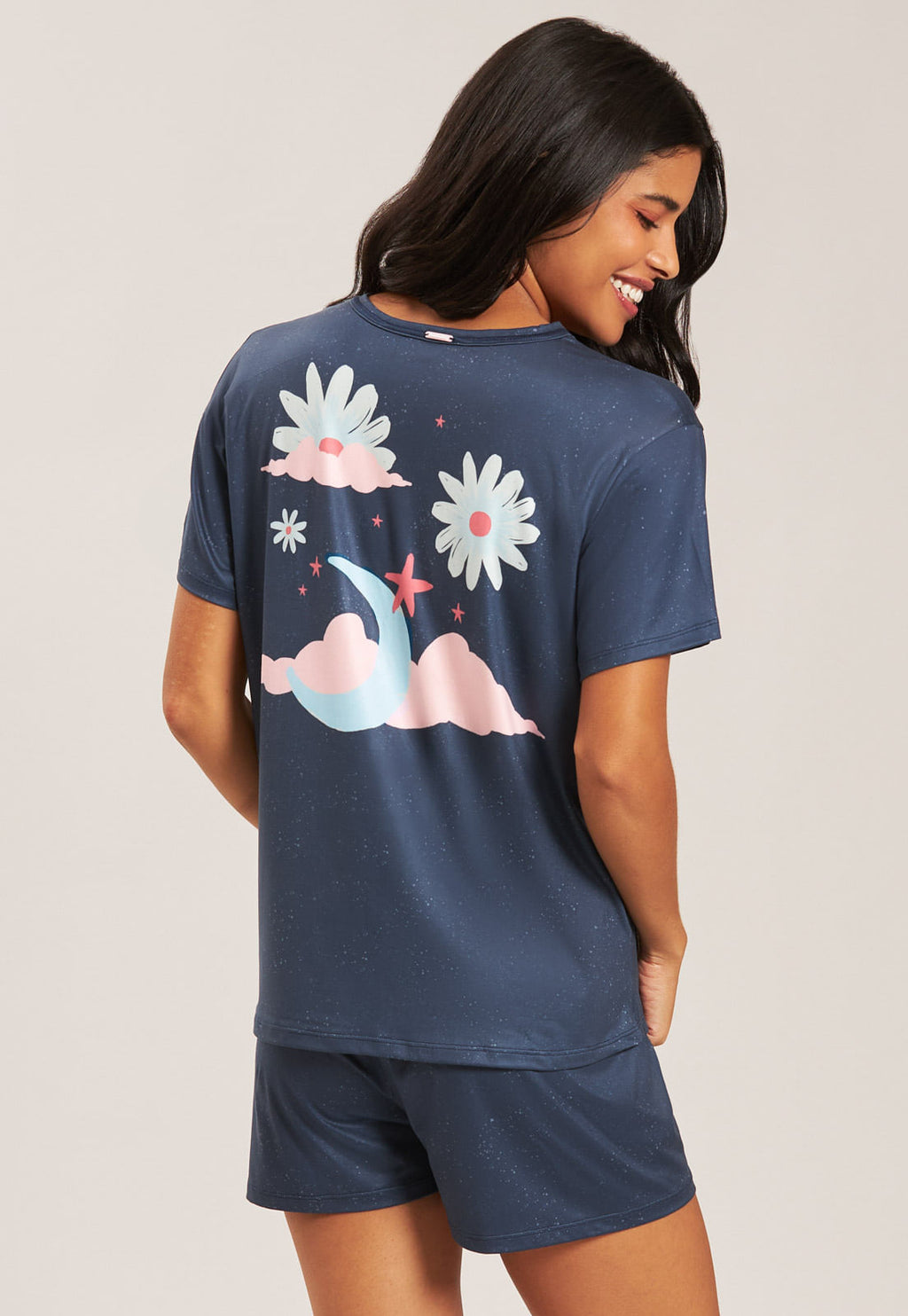 PIJAMA DE BLUSA MANGA CURTA E SHORTS DE NEW SKIN BAUNILHA
