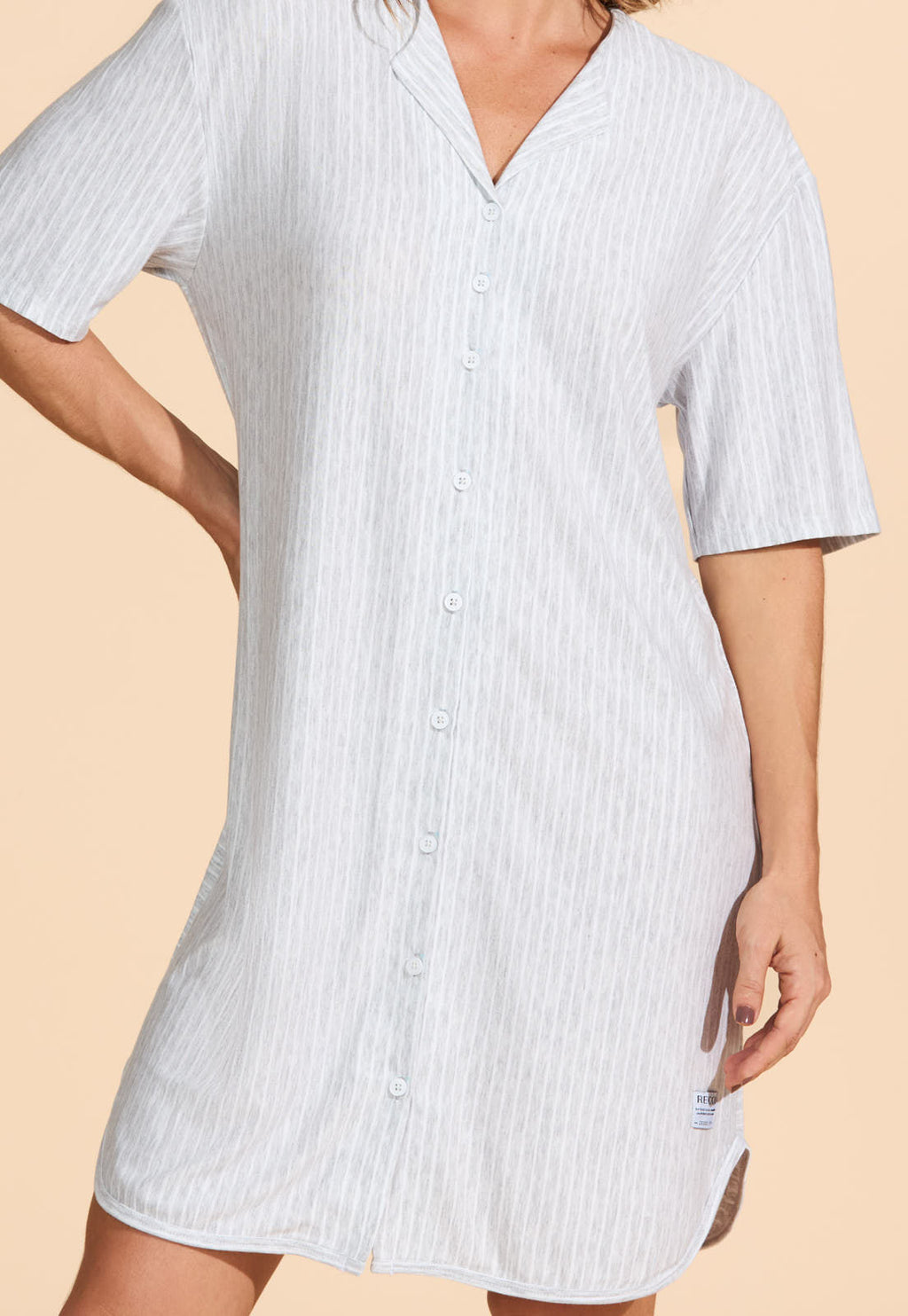 CAMISÃO CURTO DE VISCOSE LISTRADA RECCO