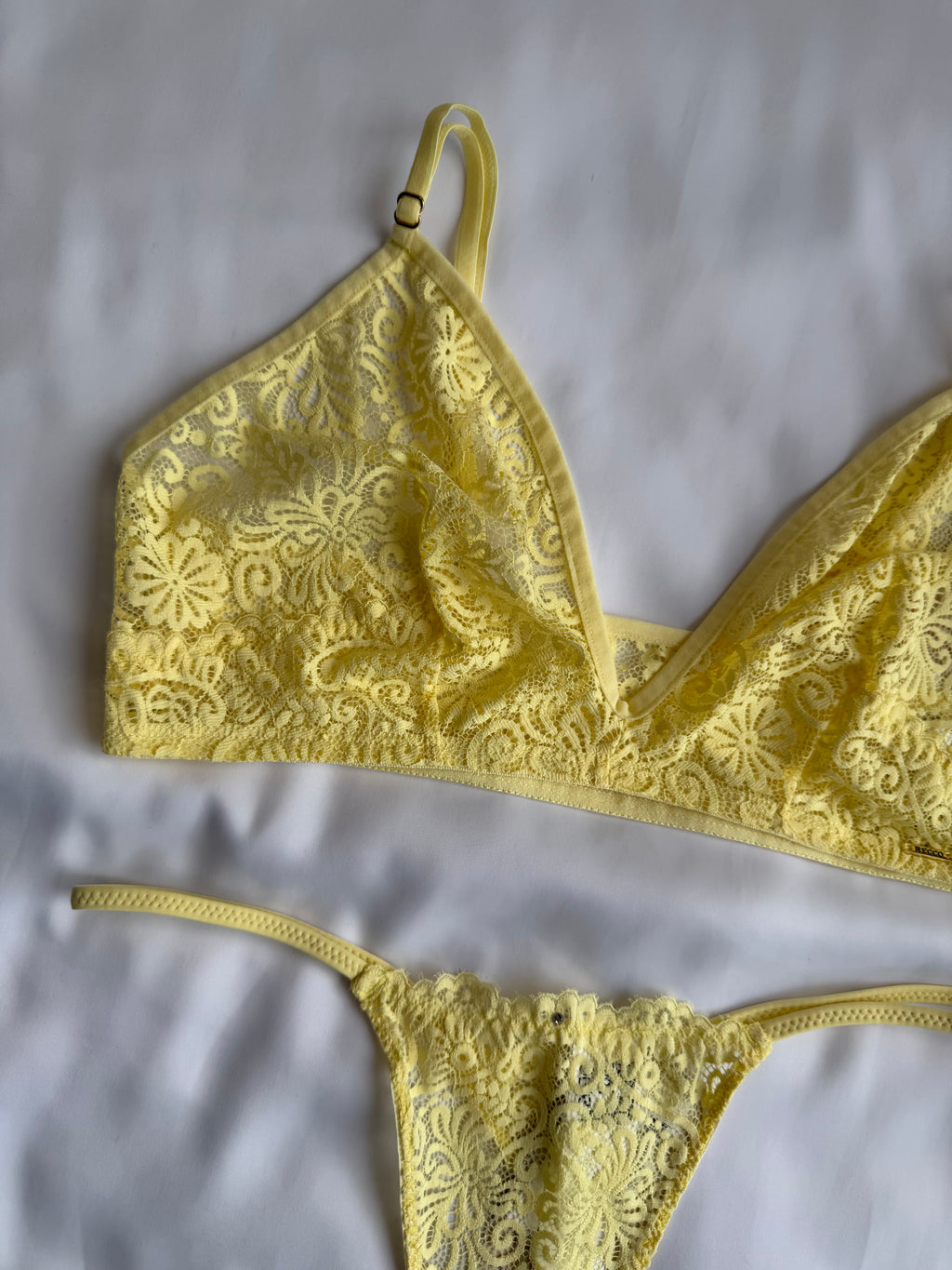 CONJUNTO DE RENDA RECCO SEM BOJO E SEM ARO (peças avulsas)