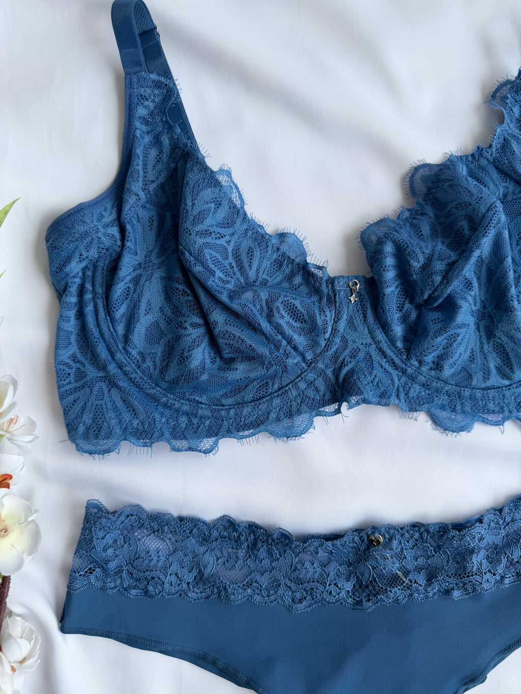 CONJUNTO LINGERIE DE BIO SENCI RECCO DE RENDA COM ARO E BOJO