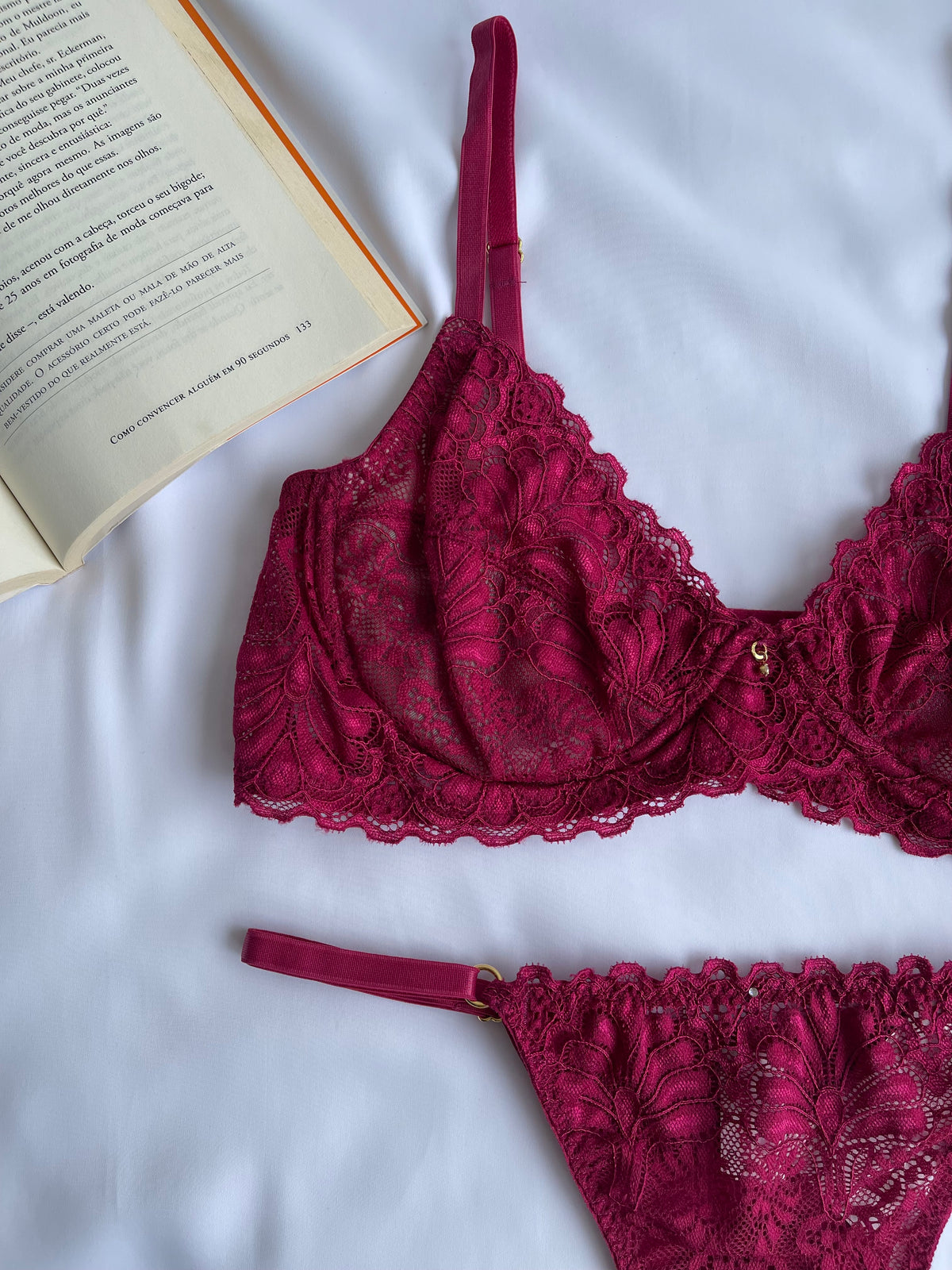 CONJUNTO DE RENDA MARSALA COM ARO E SEM BOJO MIRAGEM