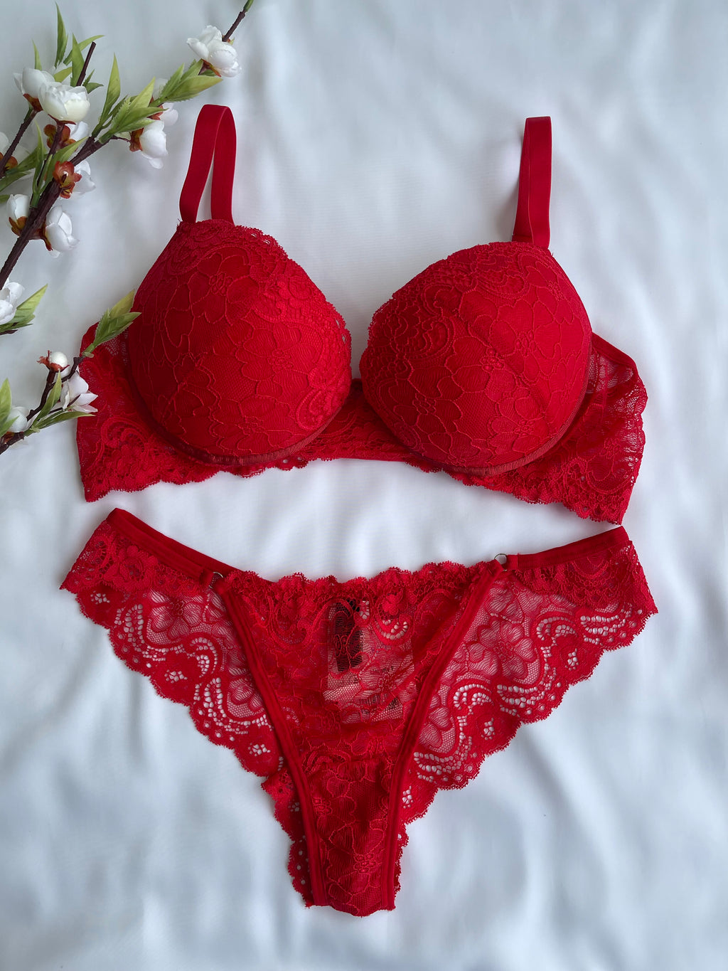 CONJUNTO LINGERIE DE RENDA DUZANI COM ARO E BOJO PUSH UP