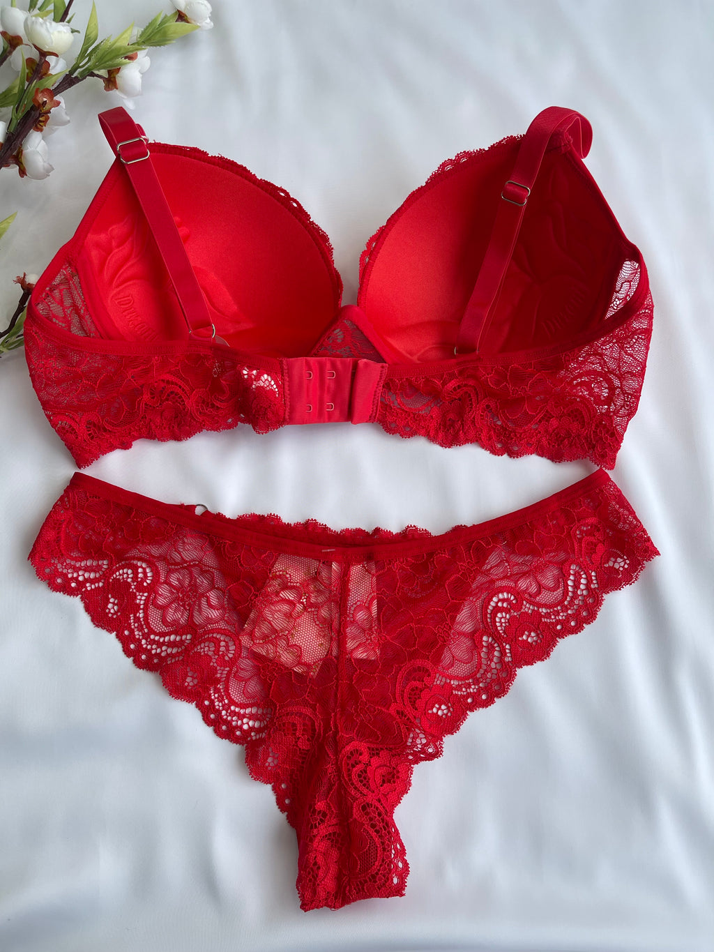 CONJUNTO LINGERIE DE RENDA DUZANI COM ARO E BOJO PUSH UP