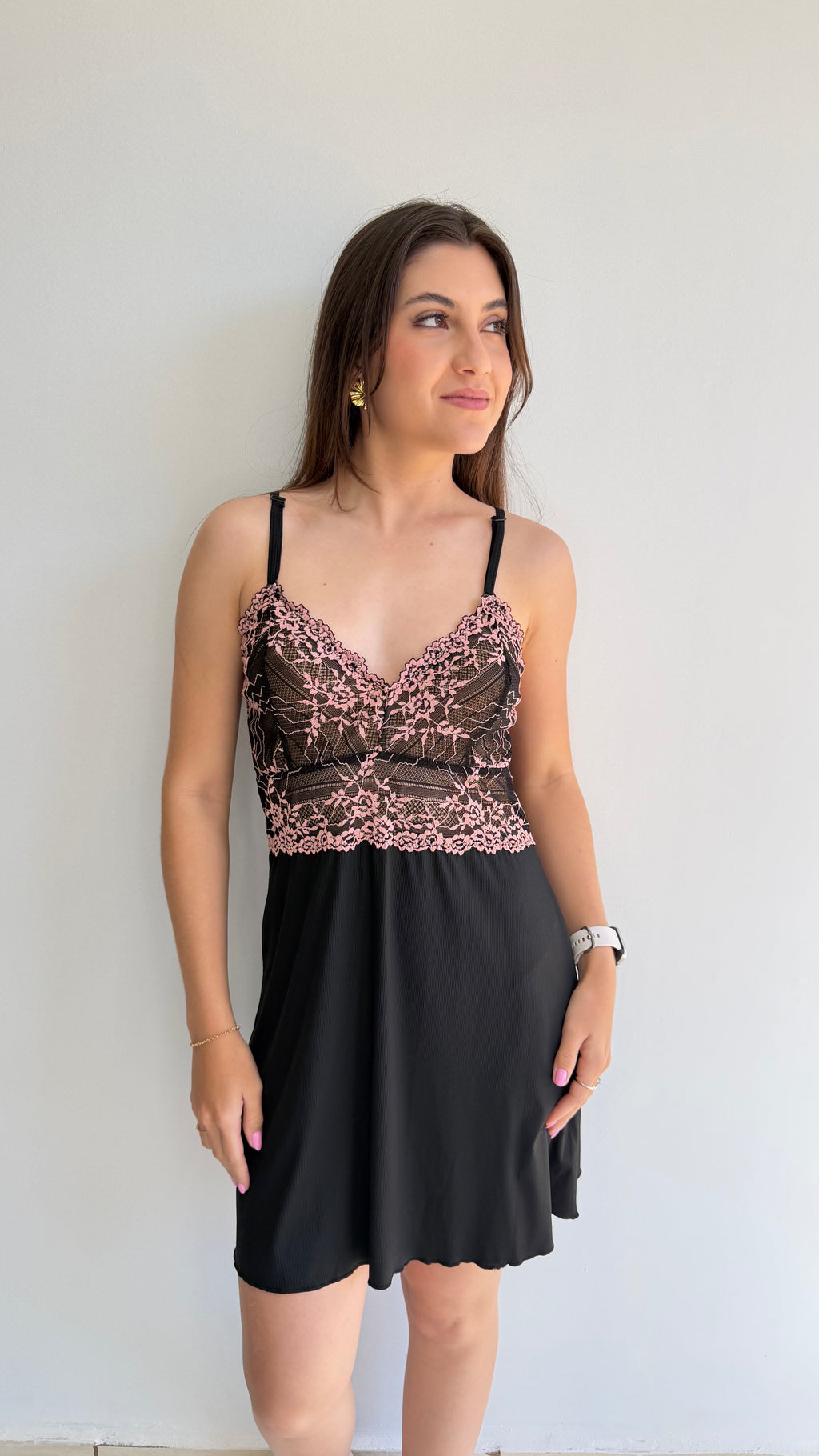 CAMISOLA MALHA CANELADA E RENDA