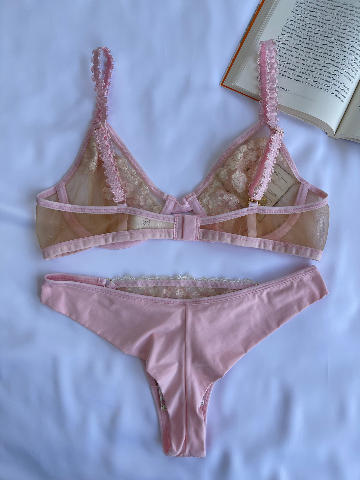 CONJUNTO LINGERIE DE RENDA COM ARO E SEM BOJO DUZANI