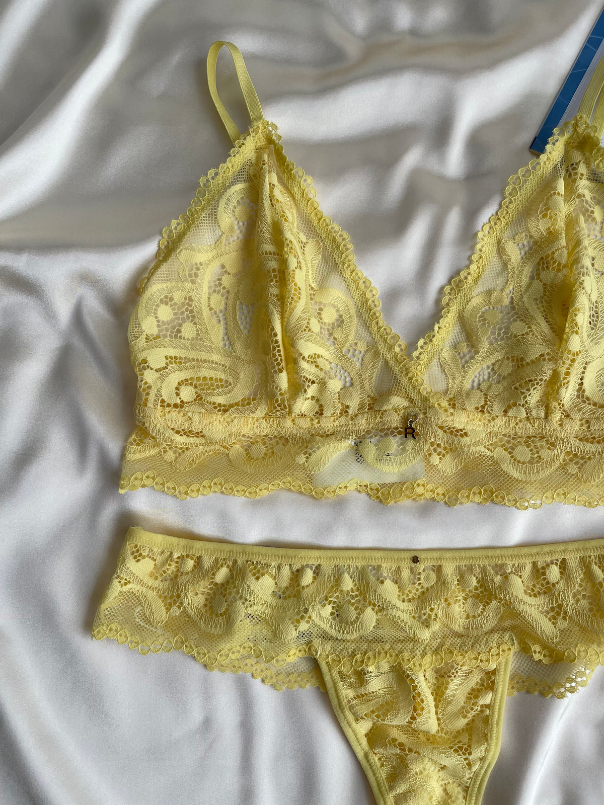 CONJUNTO DE RENDA RECCO SEM BOJO E SEM ARO (peças avulsas)