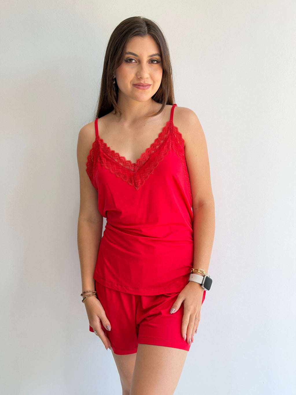 Shortdoll de viscose com renda