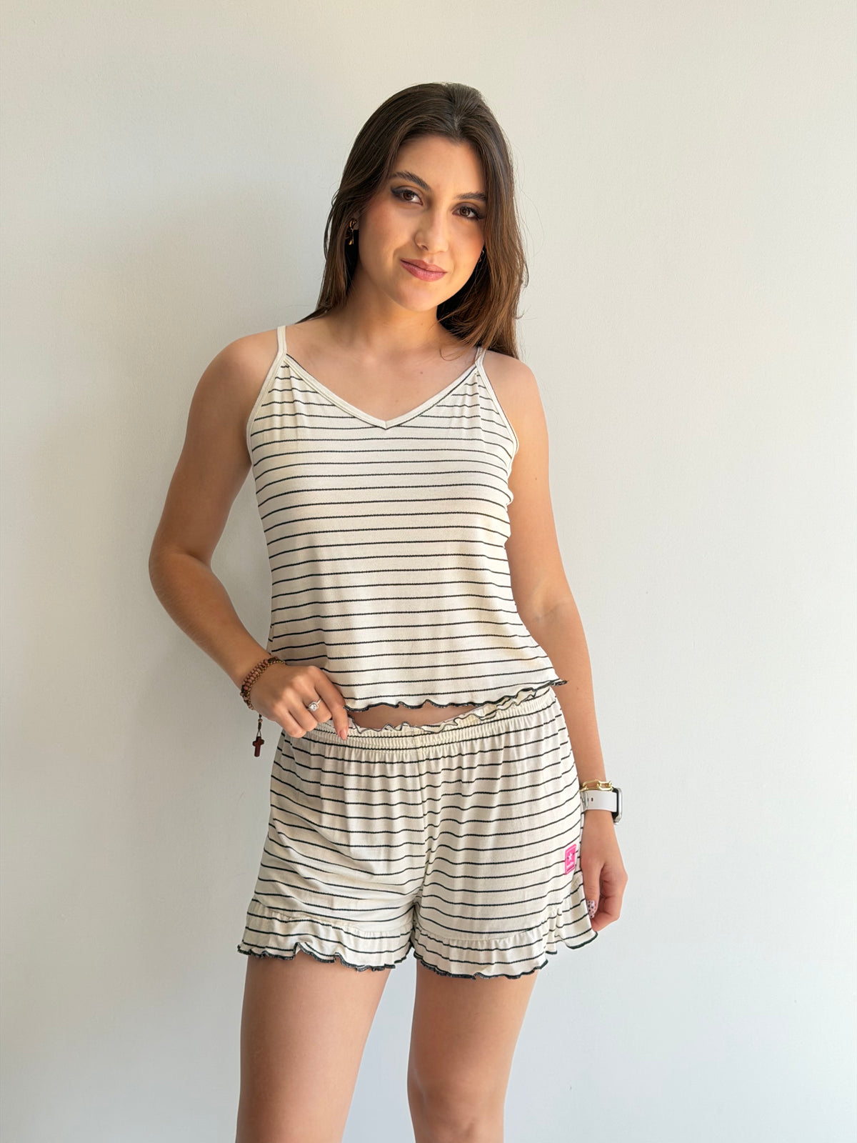 SHORTDOLL DE VISCOSE LISTRADA BAUNILHA RECCO