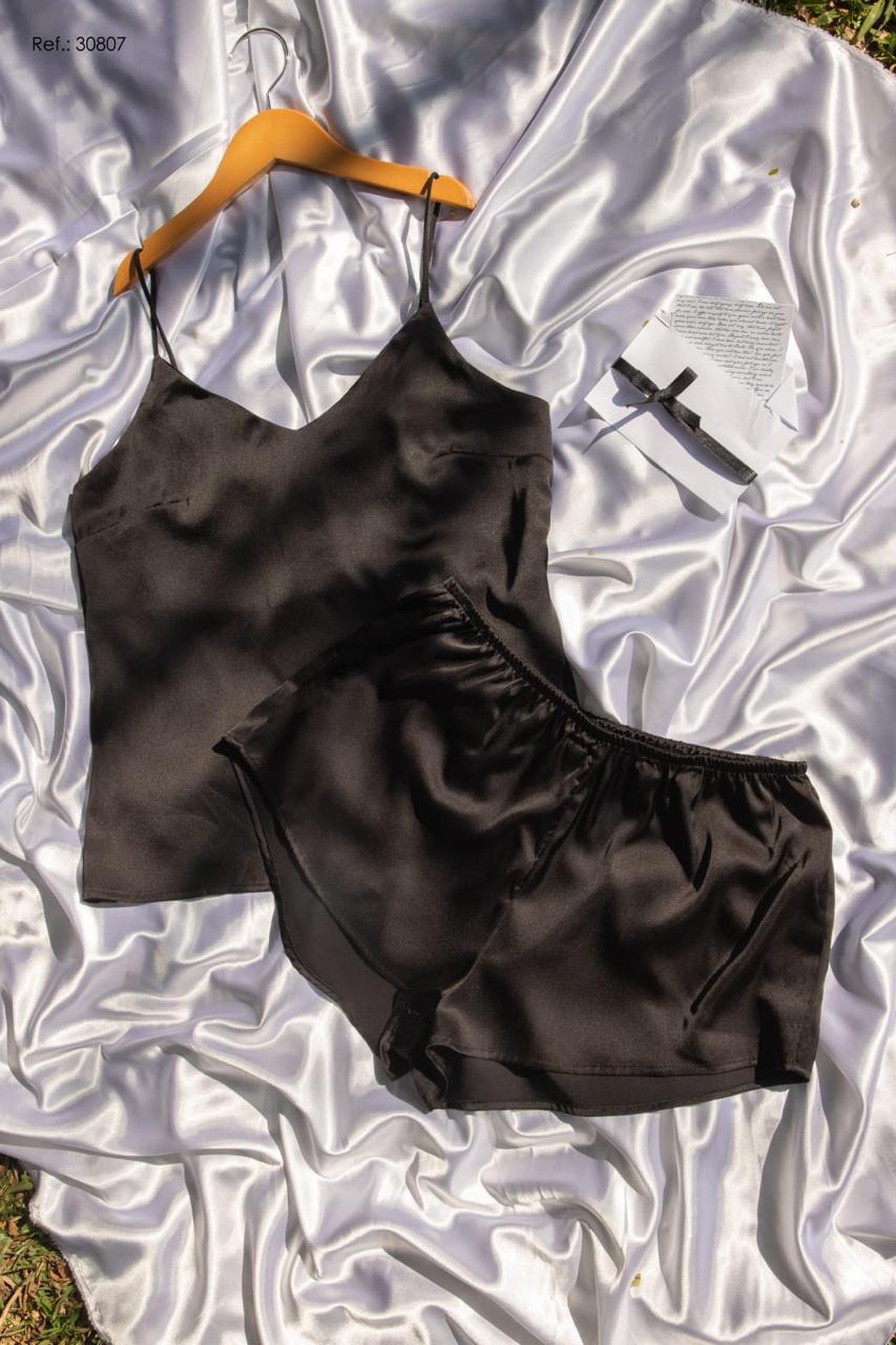 Pijama babydoll de cetim preto Duzani