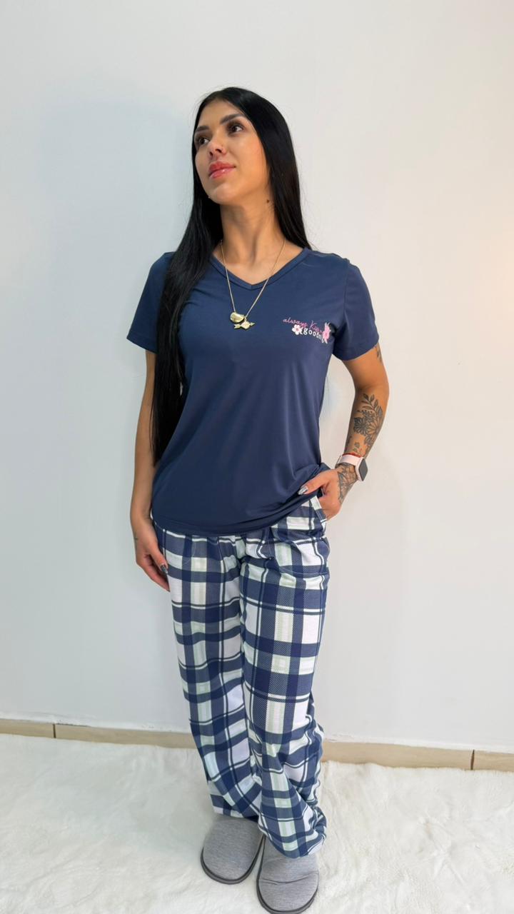 PIJAMA DE VISCOSE MANGA CURTA COM CALÇA