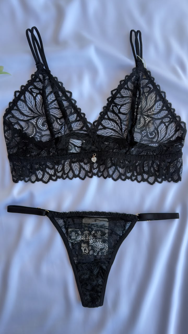 CONJUNTO DE RENDA PRETA RECCO SEM ARO E SEM BOJO (peças avulsas)