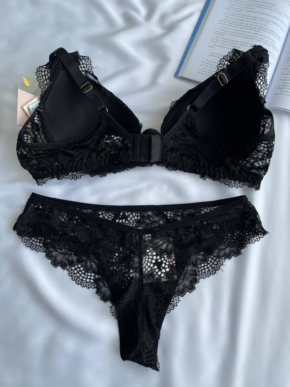 CONJUNTO LINGERIE DE RENDA DUZANI COM ARO E BOJO PUSH UP