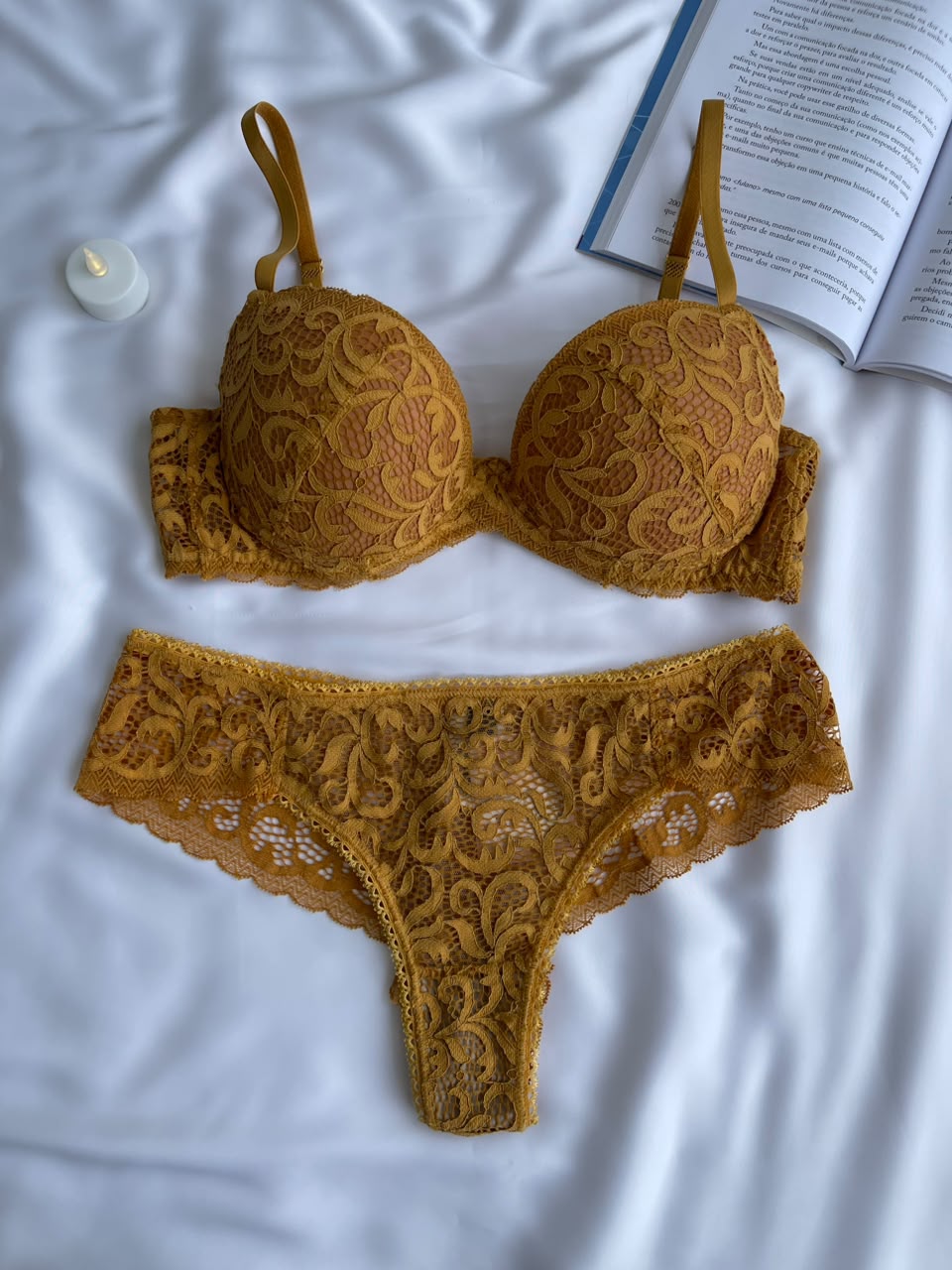 CONJUNTO LINGERIE DE RENDA DUZANI COM ARO E BOJO PUSH UP