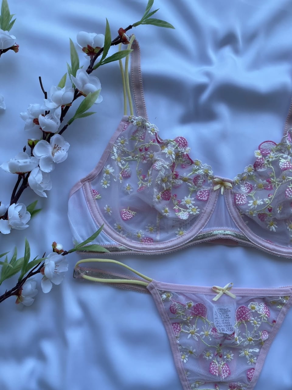 CONJUNTO LINGERIE GD1 COM ARO E SEM BOJO DE TULE E RENDA