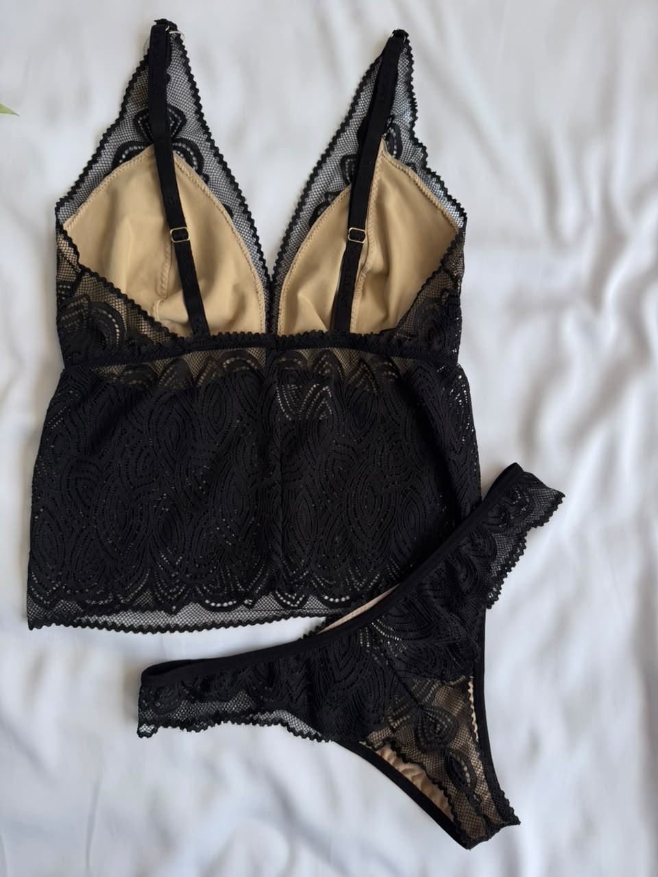 CONJUNTO GD1 TOP SEM ARO E SEM BOJO COM FORRADO DE RENDA