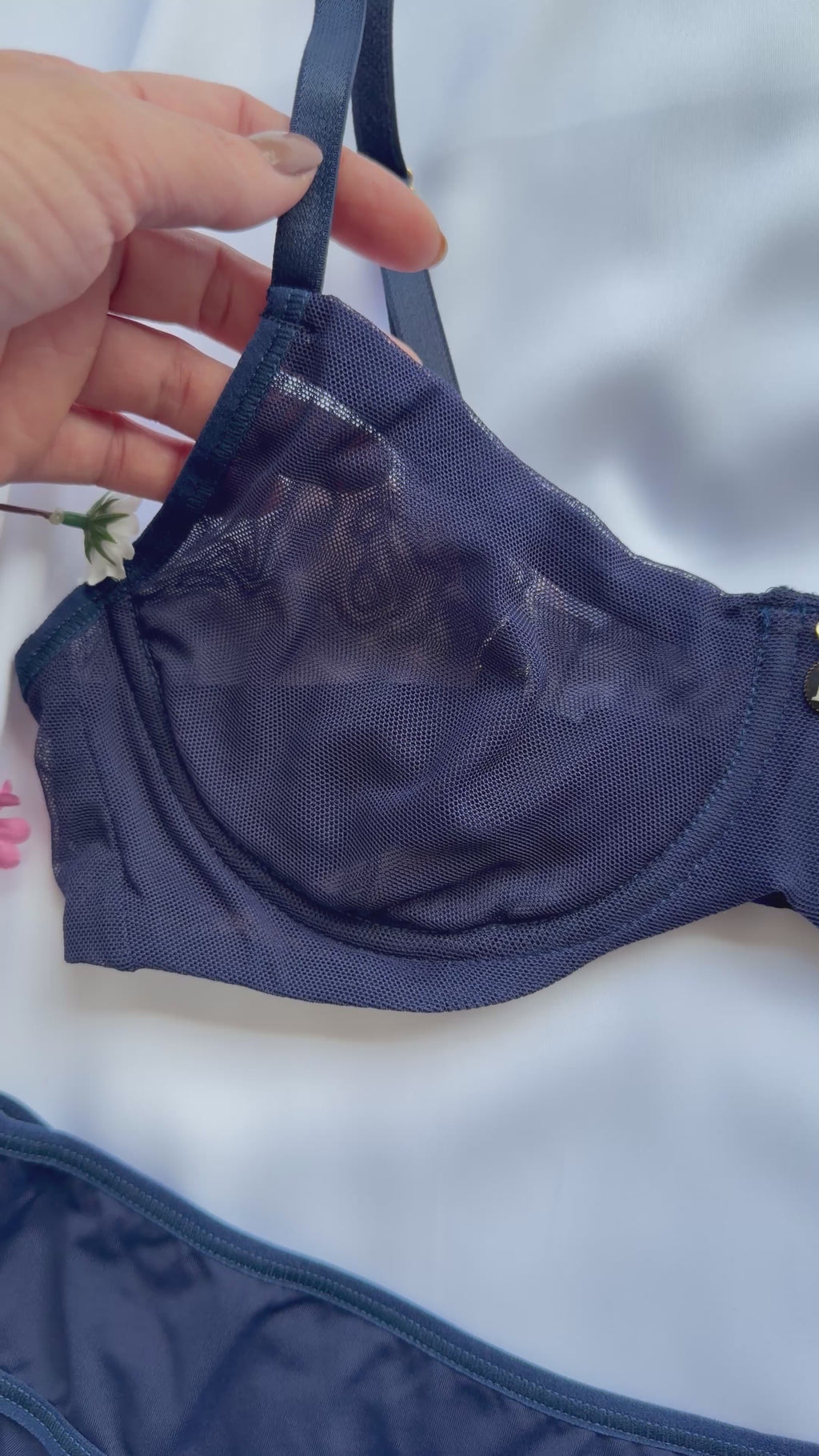 CONJUNTO LINGERIE DUZANI DE TULE COM ARO E SEM BOJO