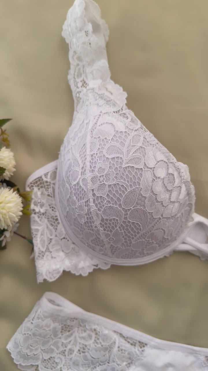 CONJUNTO LINGERIE DE RENDA DUZANI COM ARO E BOJO PUSH UP